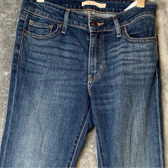 Levi’s 712 Slim Size 26 Dark Wash Jeans Mid Rise 31 1/2” Inseam Tall Boot Jeans - Picture 2 of 11